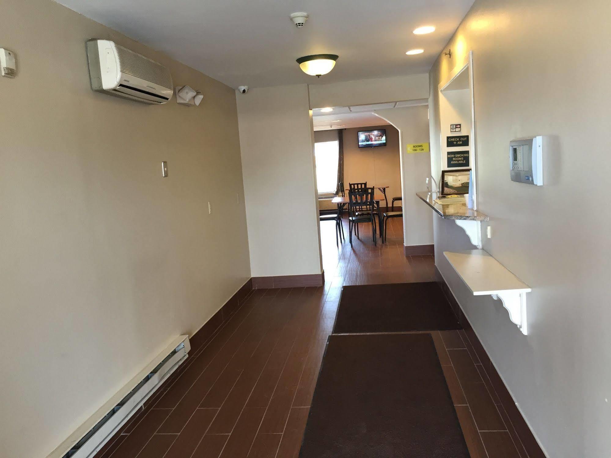 Super 8 By Wyndham Allentown Exterior foto