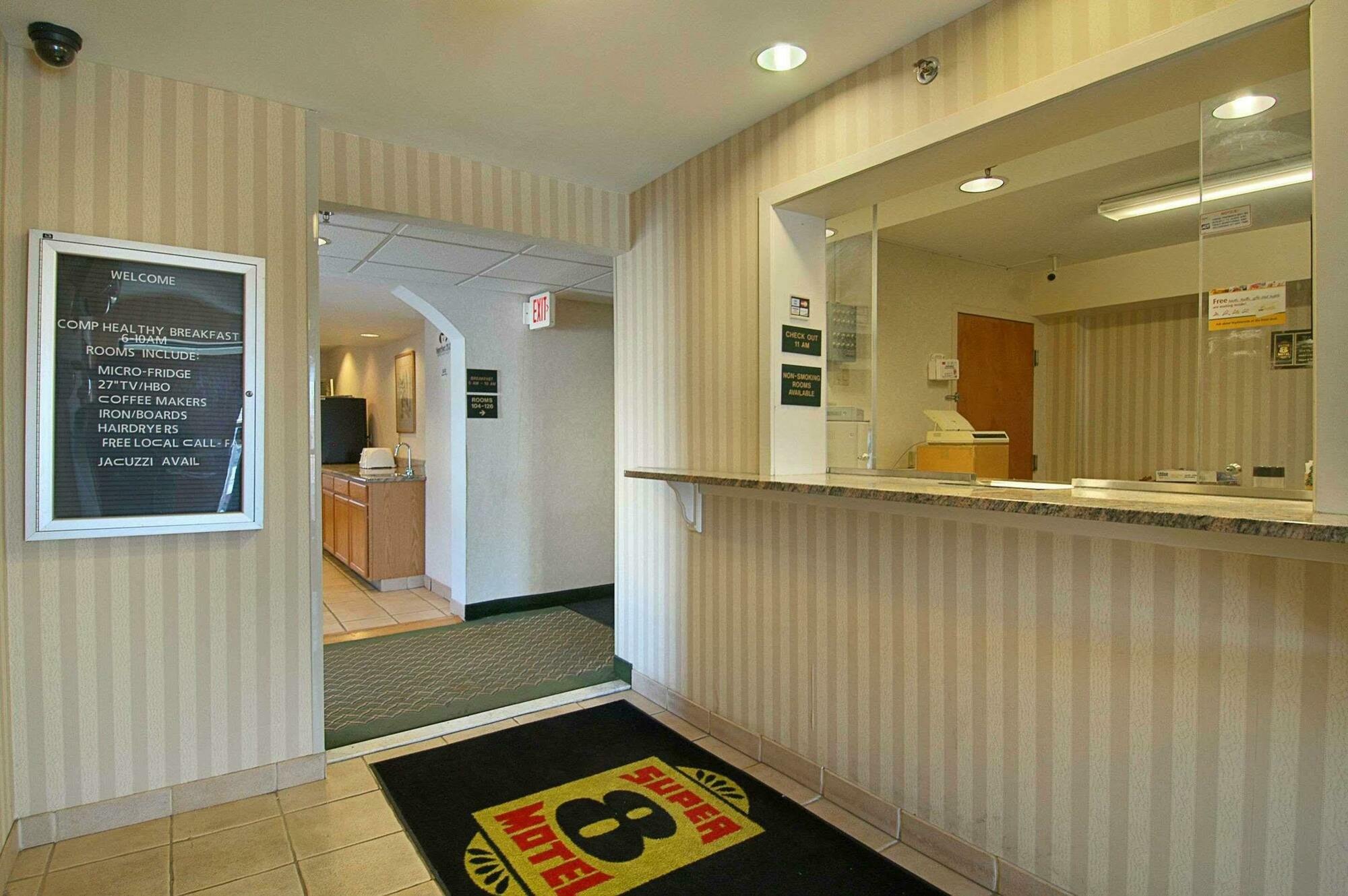 Super 8 By Wyndham Allentown Exterior foto